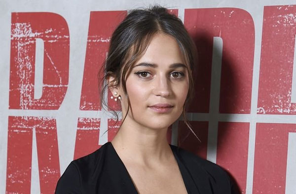 Характер Весы Алисия Викандер (Alicia Vikander), 3 октября, 1988 г.